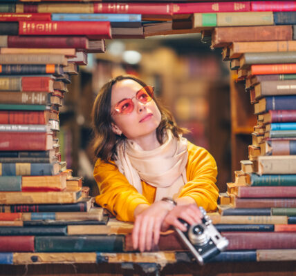 Sztuka tworzenia realistycznych światów w literaturze fantasy 4 literackie światy.jpg