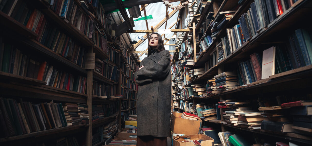 Ewolucja polskiej literatury kobiecej - od emancypacji po współczesne bestsellery 1 literackie światy.jpg