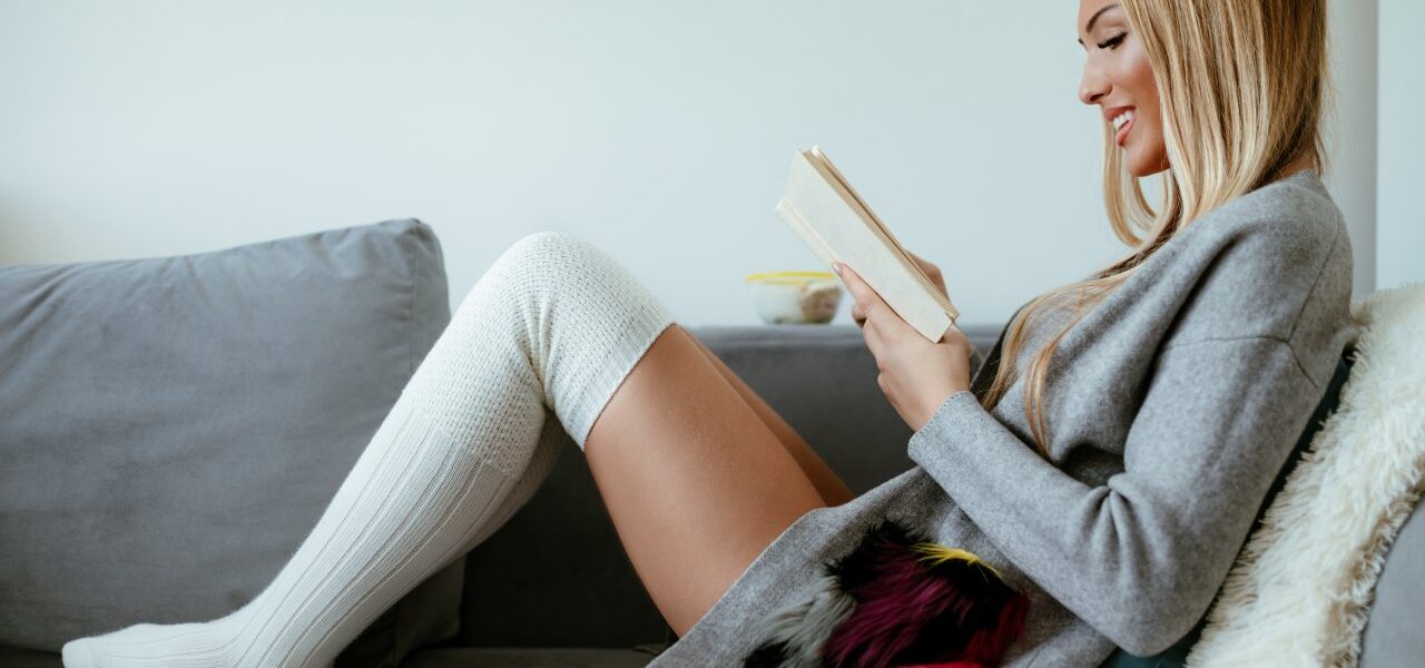 Dlaczego romanse i new adult tak mocno przyciągają młode czytelniczki?